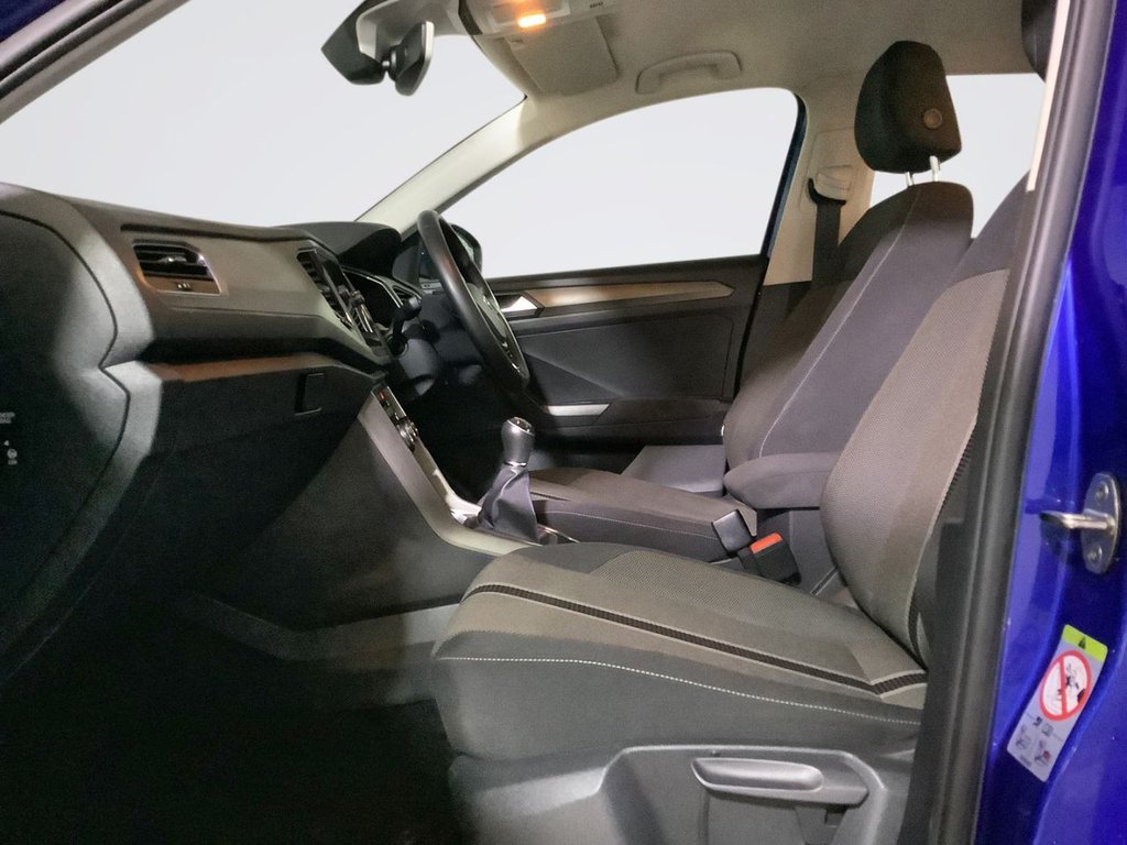 Used Volkswagen T-Roc 2021 for sale - 76591162: Photo 12