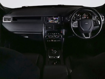 Used Land Rover Discovery Sport 2019 for sale - 76459269: Photo