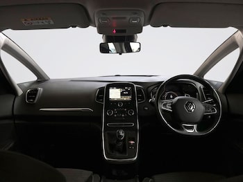 Used Renault Grand Scenic 2019 for sale - 79059005: Photo