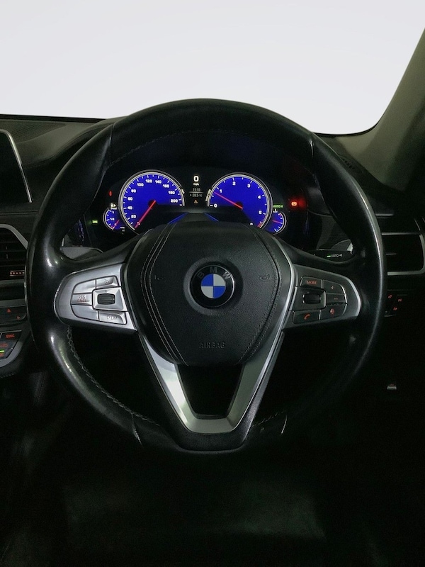 Used BMW 7 Series 2017 for sale - 75537801: Photo 16