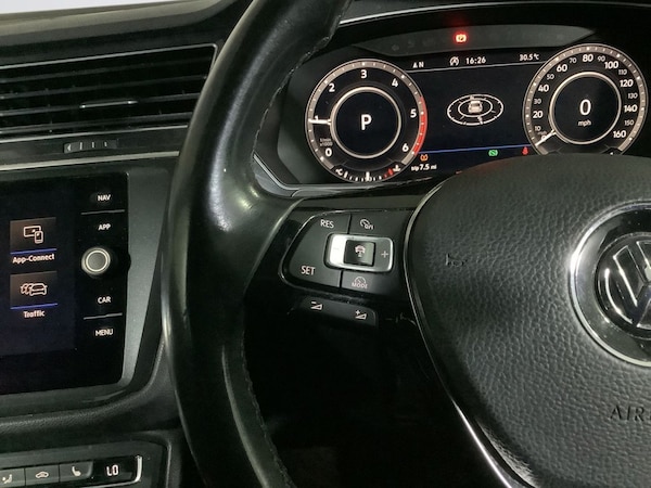 Used Volkswagen Tiguan 2018 for sale - 76279729: Photo 15