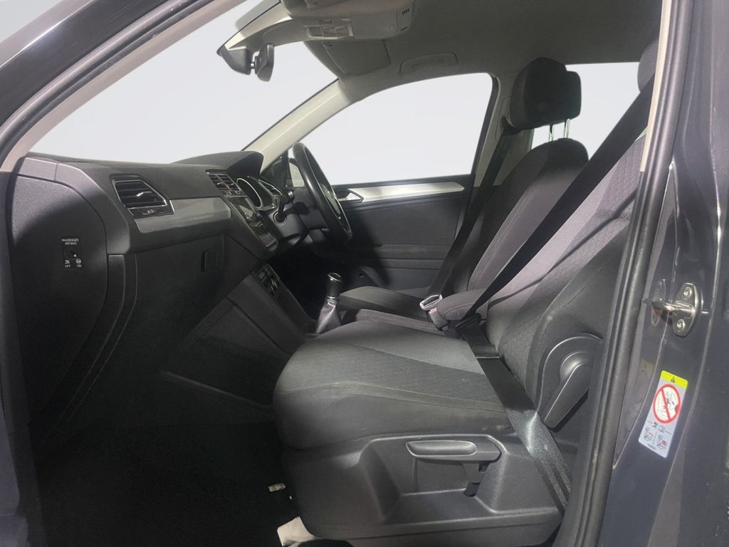 Used Volkswagen Tiguan 2018 for sale - 77571852: Photo 12