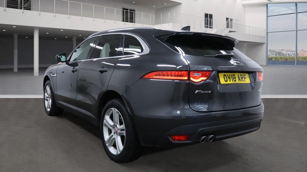 Used Jaguar F-Pace 2018 for sale - 77966925: Photo 9
