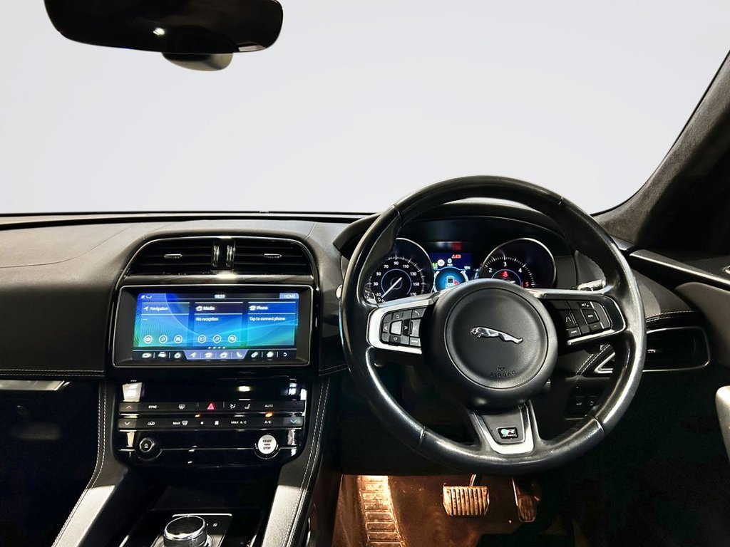 Used Jaguar F-Pace 2018 for sale - 78212497: Photo 15