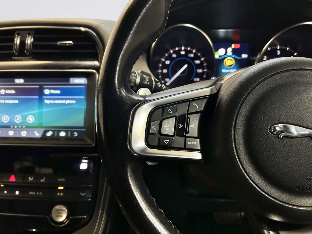 Used Jaguar F-Pace 2018 for sale - 78212497: Photo 17