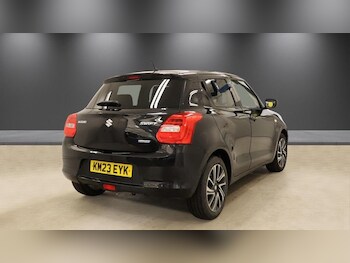 Used Suzuki Swift 2023 for sale - 78287445: Photo