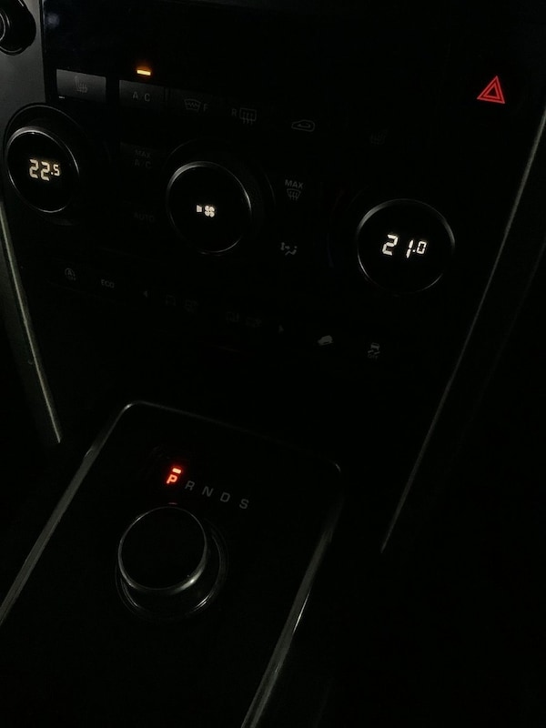 Used Land Rover Discovery Sport 2018 for sale - 76229123: Photo 28