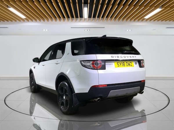 Used Land Rover Discovery Sport 2018 for sale - 76229123: Photo 6