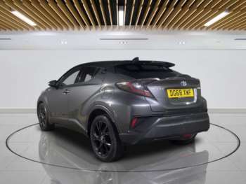 Used Toyota C-HR 2018 for sale - 75347012: Photo