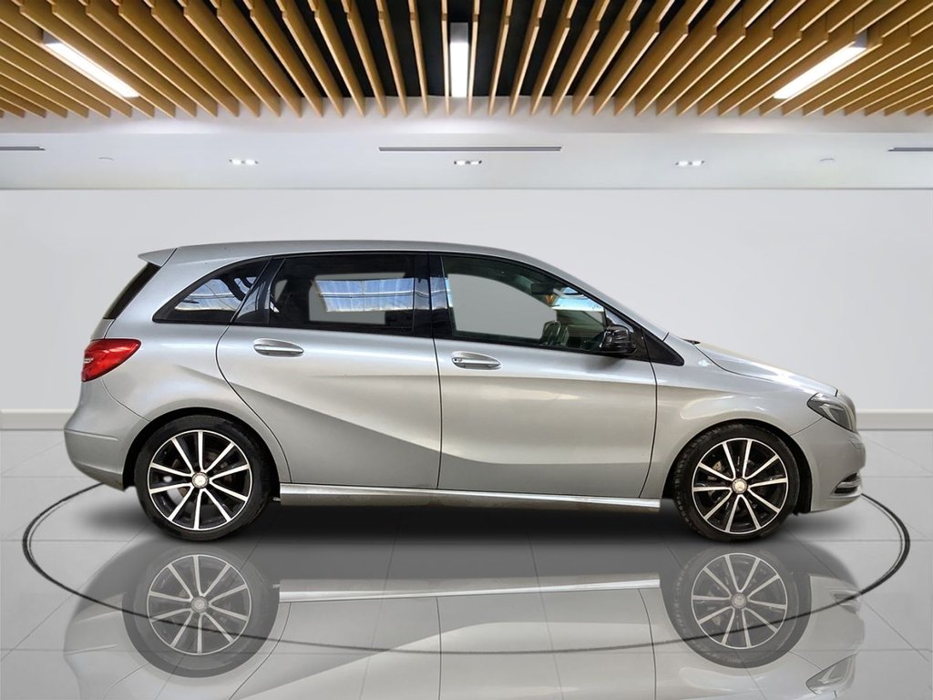 Used Mercedes-Benz B Class 2014 for sale - 78061948: Photo 9