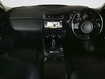 Used Jaguar E-Pace 2018 for sale - 75648067: Photo