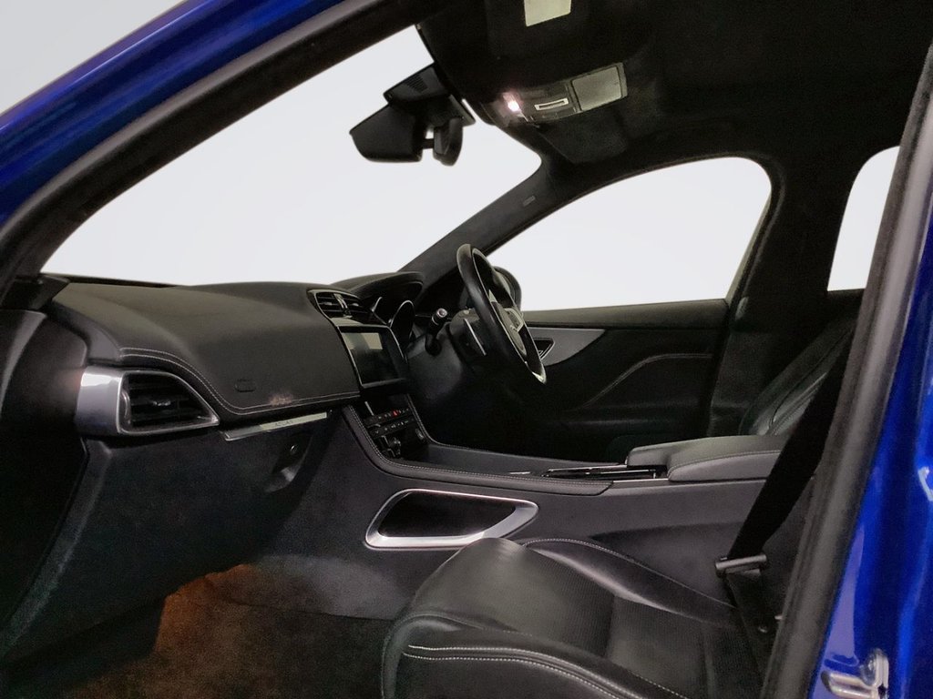 Used Jaguar F-Pace 2020 for sale - 78123948: Photo 12