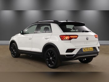 Used Volkswagen T-Roc 2019 for sale - 79449776: Photo