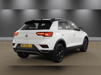 Used Volkswagen T-Roc 2019 for sale - 79449776: Photo
