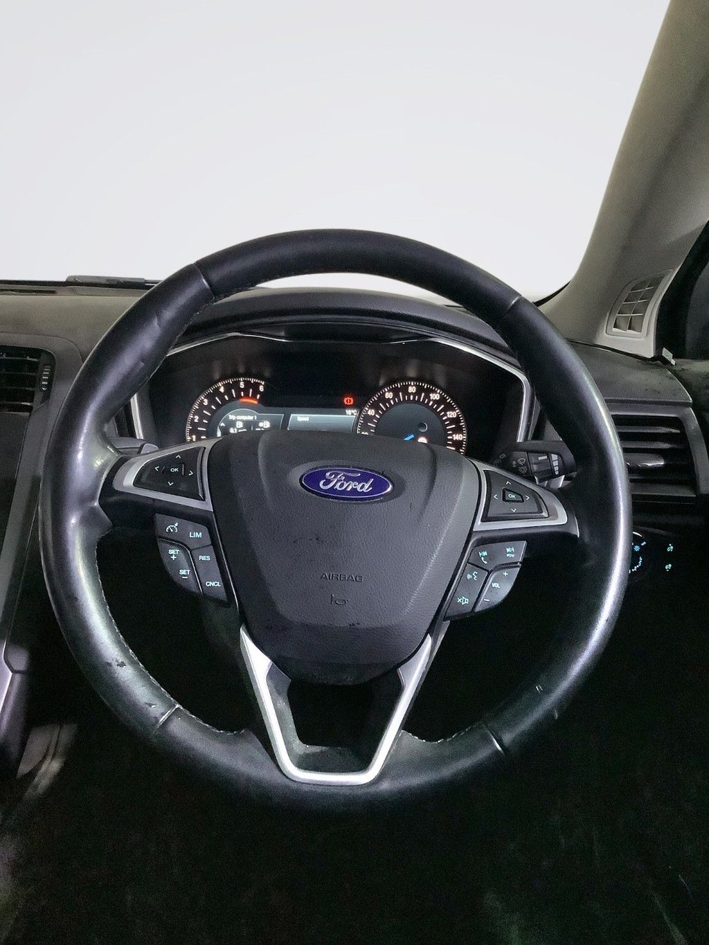 Used Ford Mondeo 2018 for sale - 76147922: Photo 16