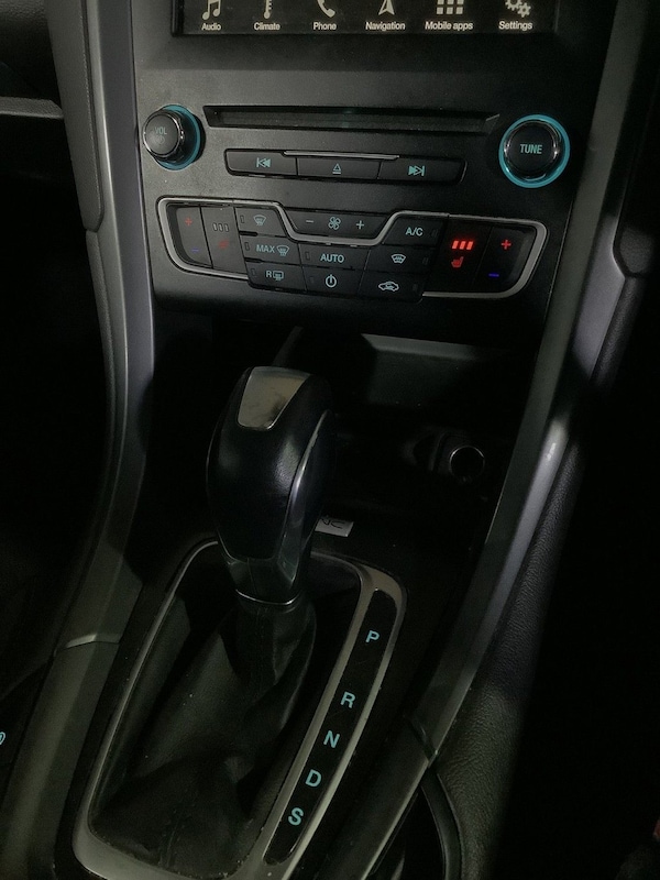 Used Ford Mondeo 2018 for sale - 76147922: Photo 24