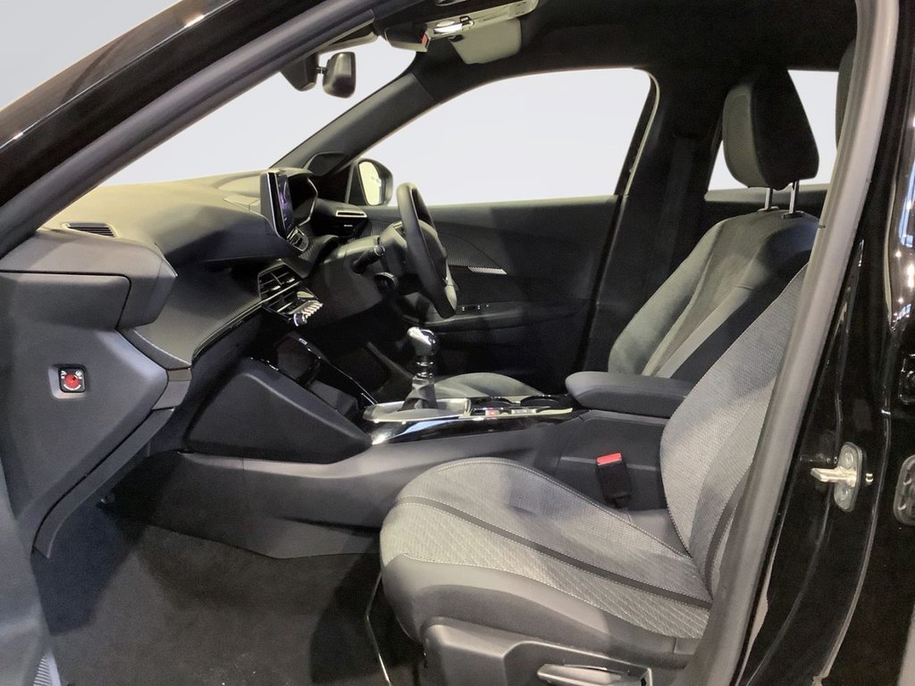 Used Peugeot 2008 2023 for sale - 77608461: Photo 11