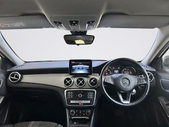 Used Mercedes-Benz GLA 2018 for sale - 78524831: Photo