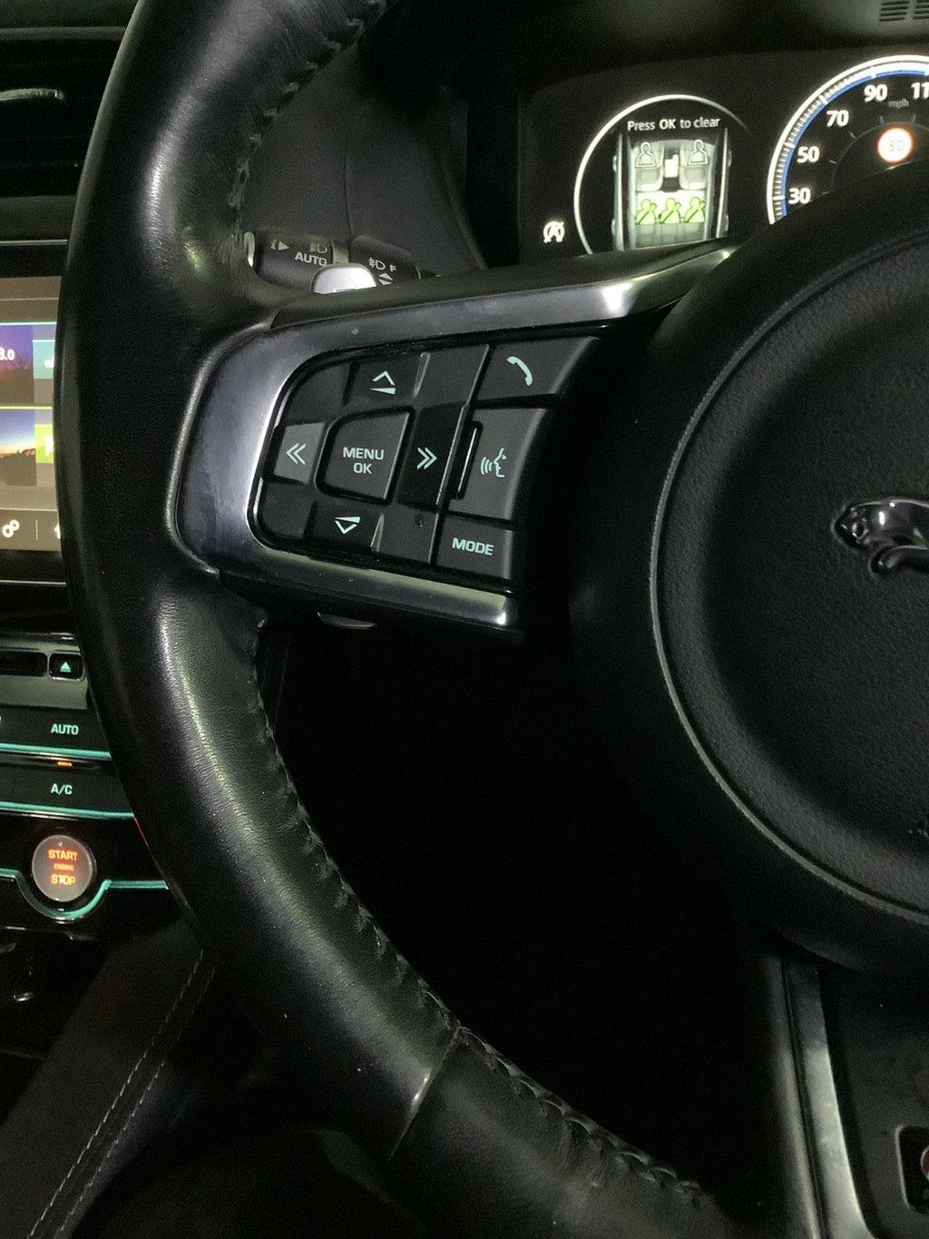 Used Jaguar F-Pace 2018 for sale - 76867218: Photo 14