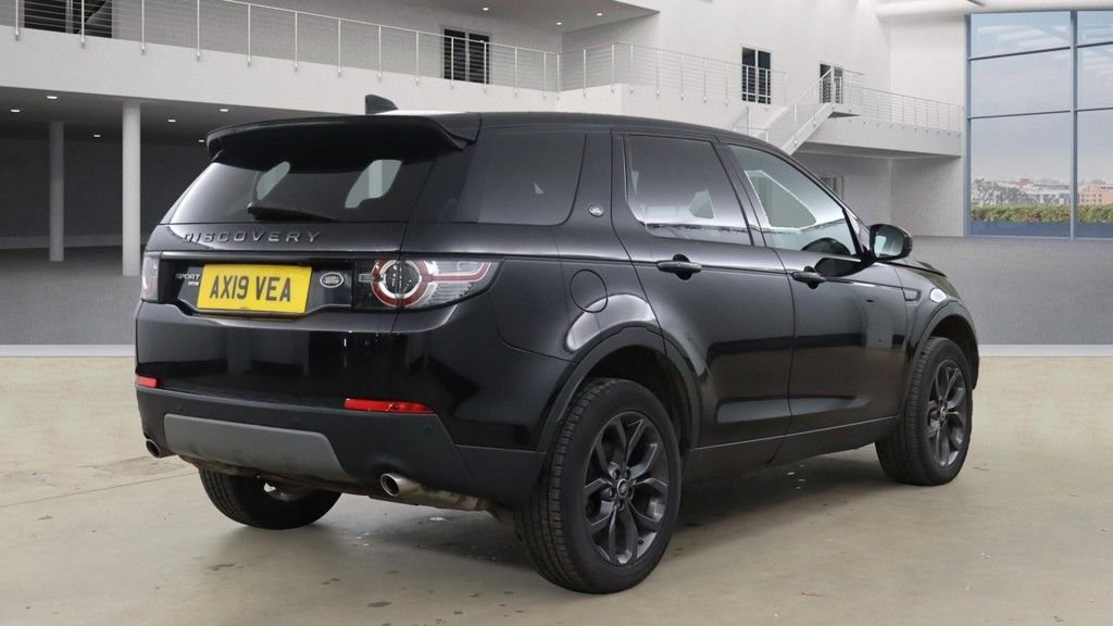 Used Land Rover Discovery Sport 2019 for sale - 76396286: Photo 4