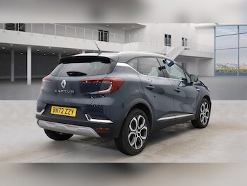 Used Renault Captur 2022 for sale - 76546572: Photo