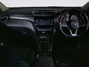 Used Nissan Qashqai 2018 for sale - 76147832: Photo