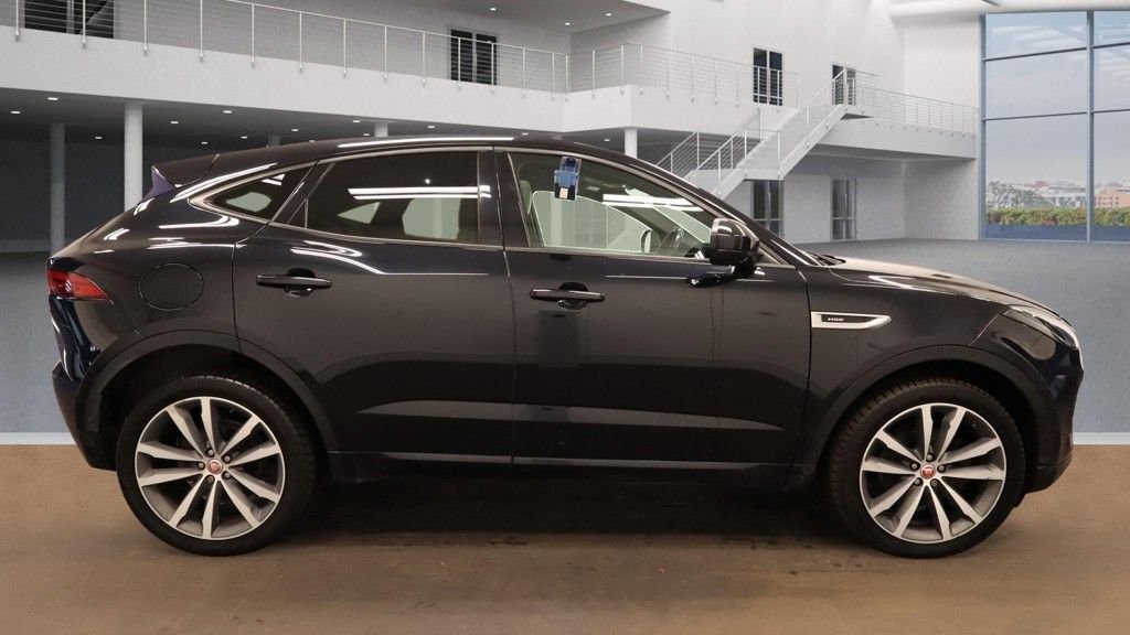 Used Jaguar E-Pace 2018 for sale - 76356382: Photo 5