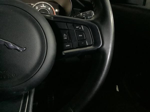 Used Jaguar E-Pace 2020 for sale - 76229128: Photo 19