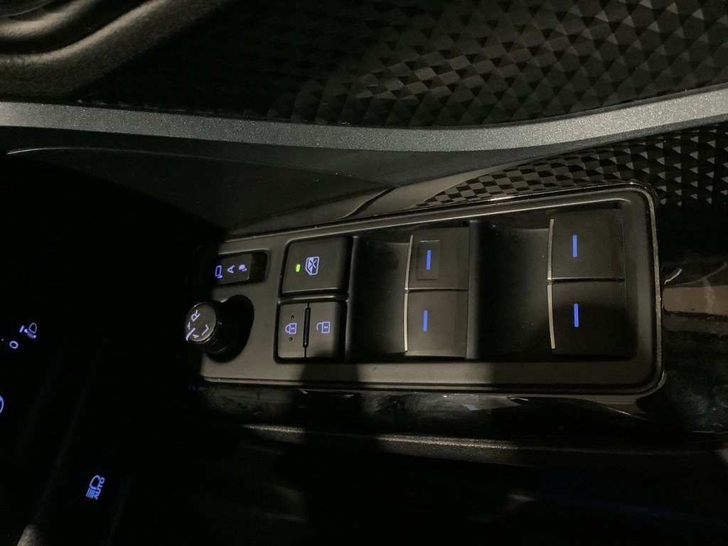 Used Toyota C-HR 2020 for sale - 77451458: Photo 25