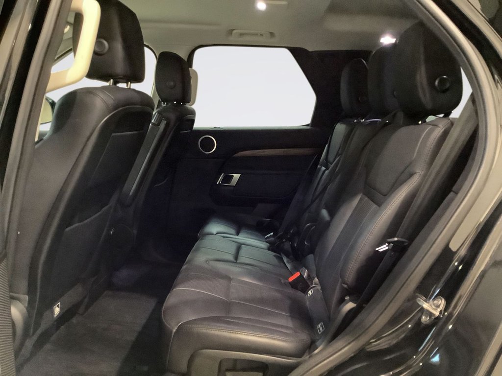 Used Land Rover Discovery 2017 for sale - 76950105: Photo 12
