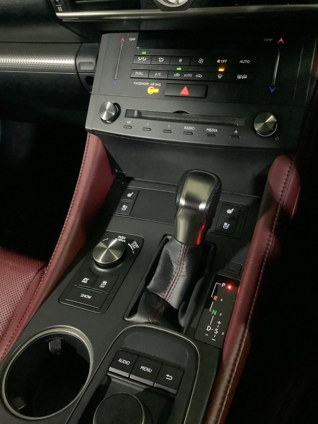 Used Lexus RC 2017 for sale - 76361643: Photo 24