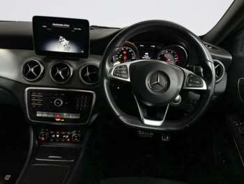 Used Mercedes-Benz GLA 2020 for sale - 74833127: Photo