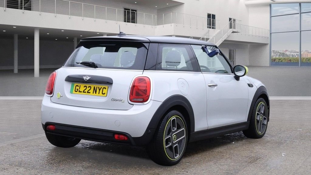 Used MINI Hatch 2022 for sale - 77328340: Photo 10