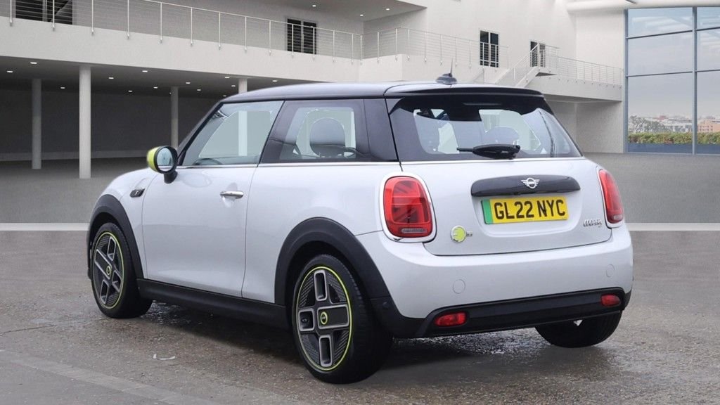 Used MINI Hatch 2022 for sale - 77328340: Photo 9