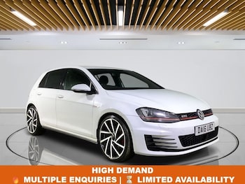 Used Volkswagen Golf 2016 for sale - 77820904: Photo