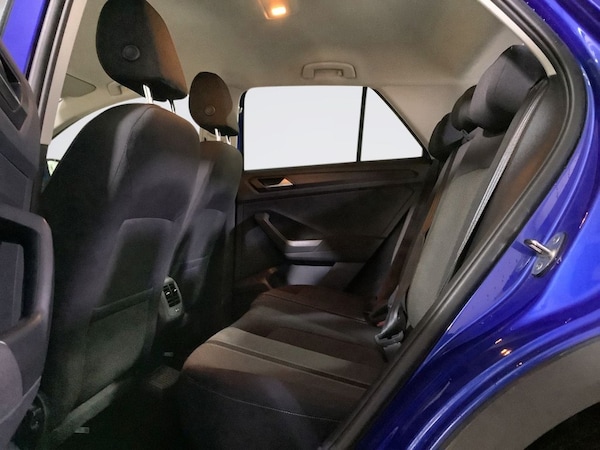 Used Volkswagen T-Roc 2021 for sale - 76202826: Photo 13