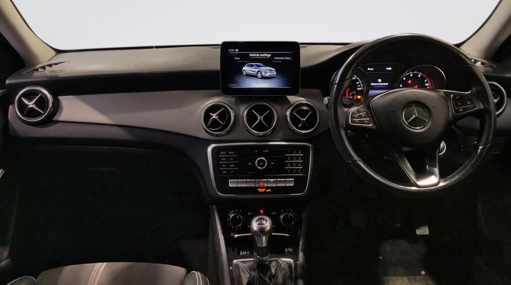 Used Mercedes-Benz GLA 2019 for sale - 77140219: Photo 3