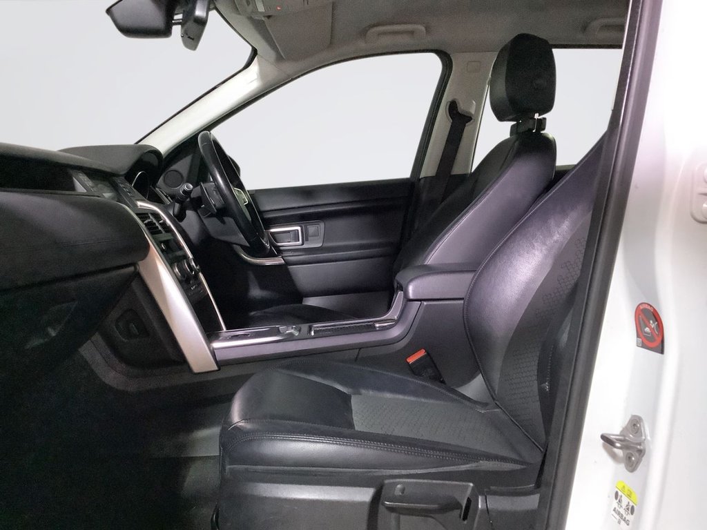 Used Land Rover Discovery Sport 2017 for sale - 76333208: Photo 11