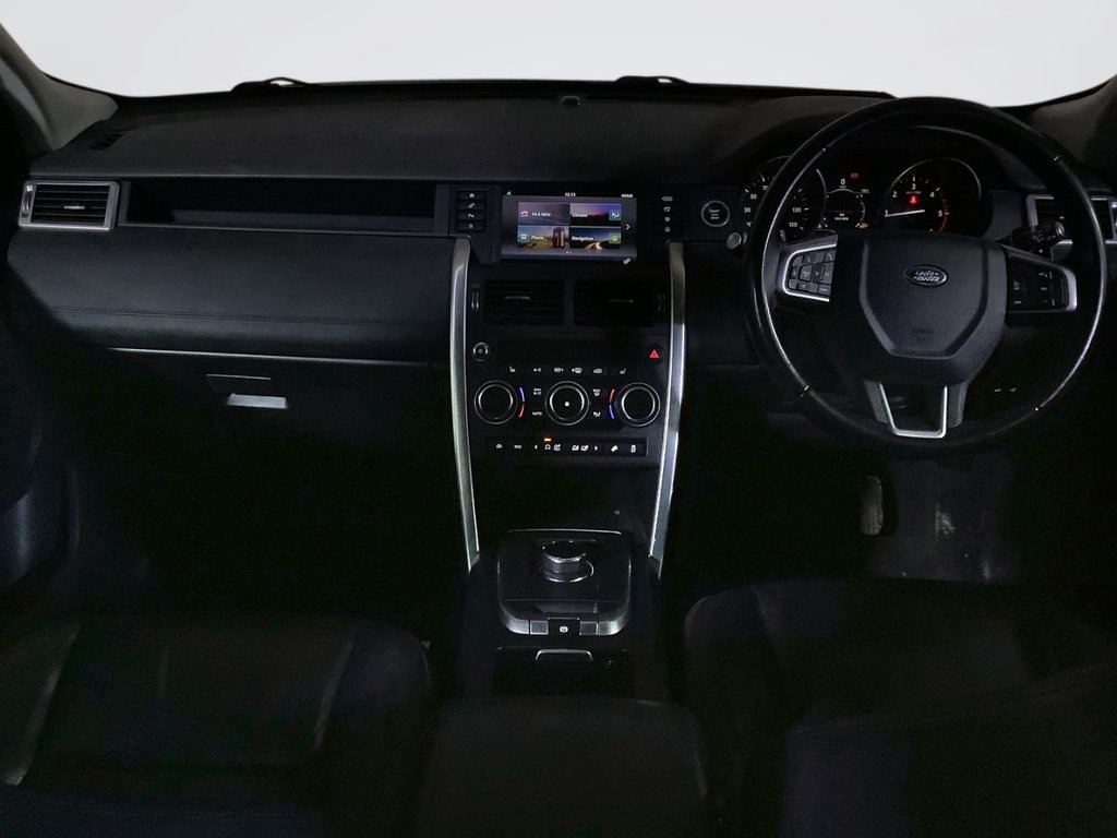 Used Land Rover Discovery Sport 2017 for sale - 76333208: Photo 2
