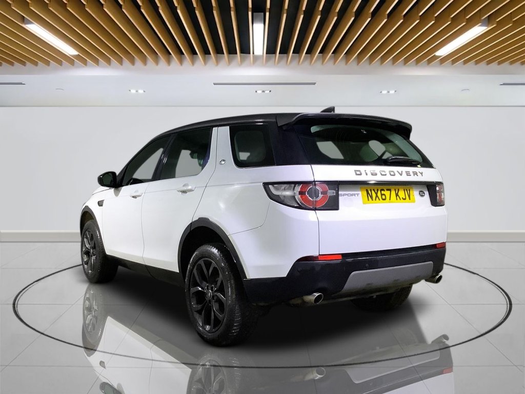 Used Land Rover Discovery Sport 2017 for sale - 76333208: Photo 5