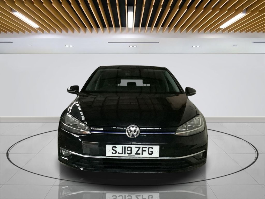 Used Volkswagen Golf 2019 for sale - 77394353: Photo 2