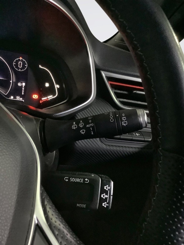 Used Renault Clio 2021 for sale - 76229075: Photo 21