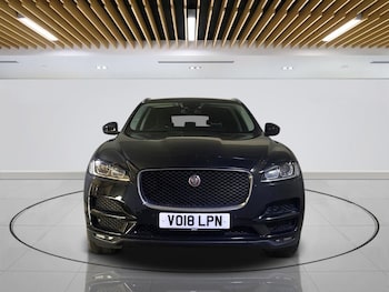 Used Jaguar F-Pace 2018 for sale - 78288101: Photo