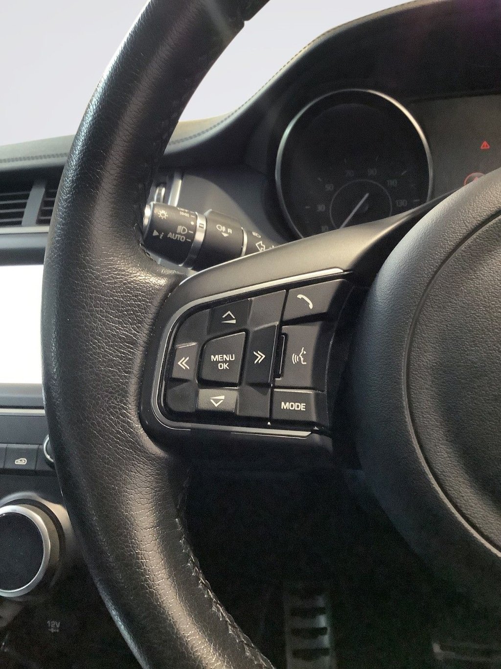 Used Jaguar E-Pace 2019 for sale - 77806231: Photo 17