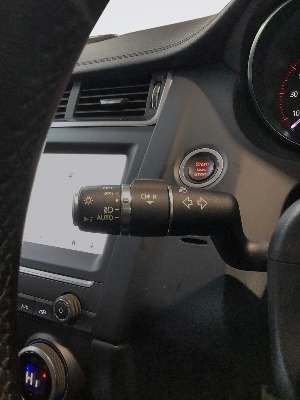 Used Jaguar E-Pace 2019 for sale - 77806231: Photo 20