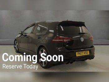 Used Volkswagen Golf 2017 for sale - 77850437: Photo