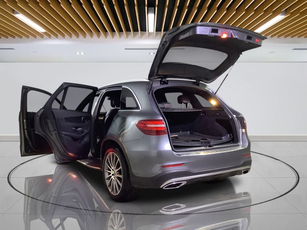 Used Mercedes-Benz GLC 2018 for sale - 76445832: Photo 10