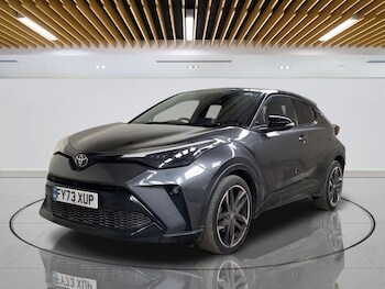 Used Toyota C-HR 2023 for sale - 77952373: Photo