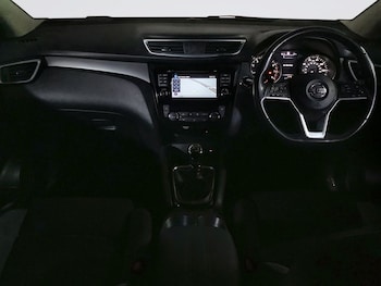 Used Nissan Qashqai 2018 for sale - 76495993: Photo