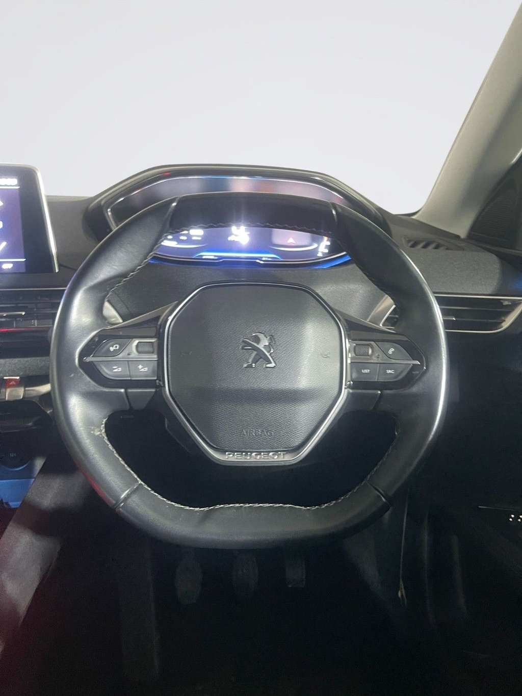 Used Peugeot 3008 2020 for sale - 76438977: Photo 16